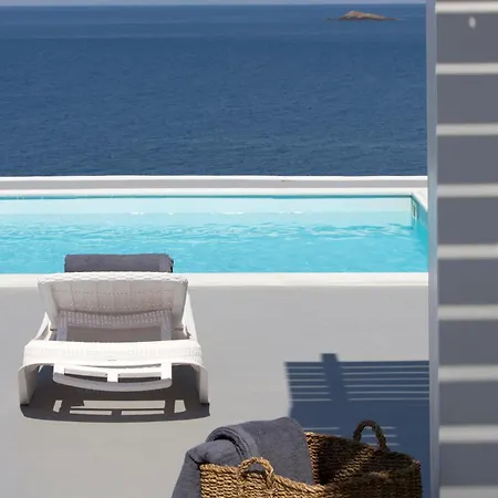 Casadei Pool 4-bdr Sea View 'anemos' & 'petra' With Nighttime Security Guard