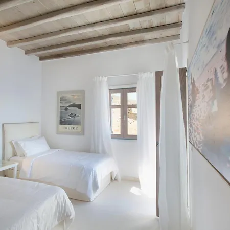 Casadei Pool 4-bdr Sea View 'anemos' & 'petra' With Nighttime Security Guard