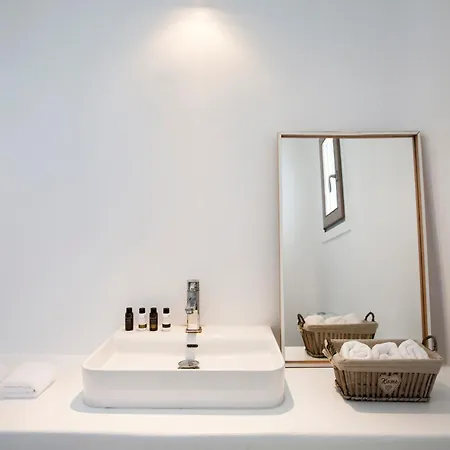 Casadei Pool 4-bdr Sea View 'anemos' & 'petra' With Nighttime Security Guard