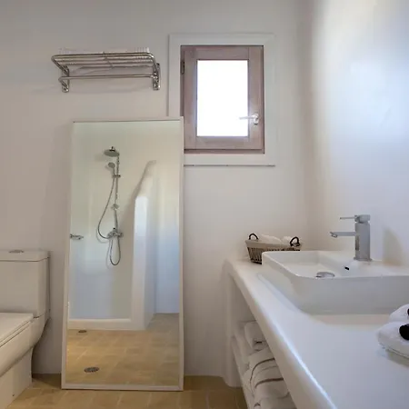 Villa Casadei Pool 4-bdr Sea View 'anemos' & 'petra' With Nighttime Security Guard