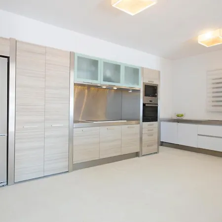 Casadei Pool 4-bdr Sea View 'anemos' & 'petra' With Nighttime Security Guard